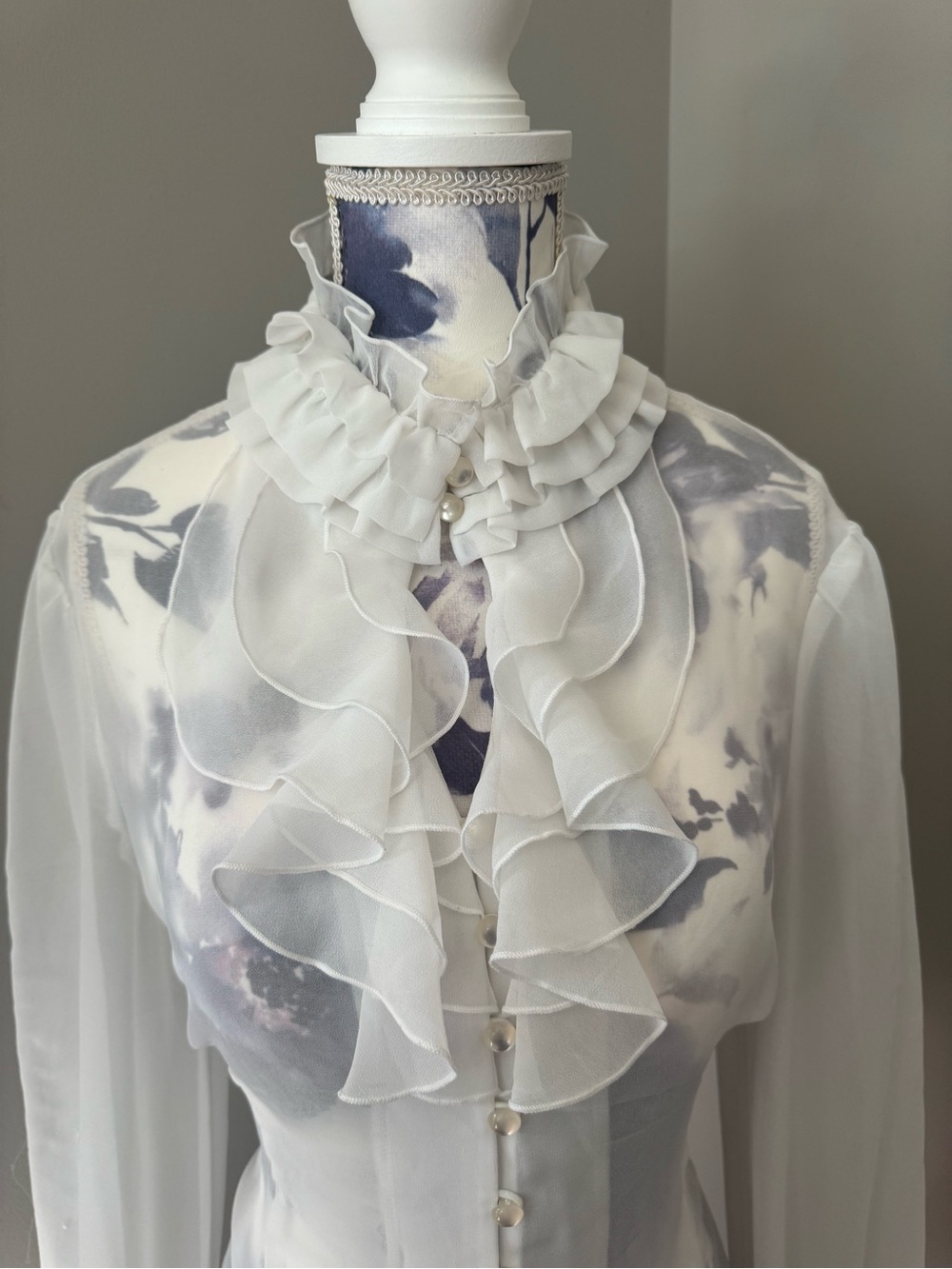 Peter Nygard White Sheer Ruffled Blouse (great Halloween costume shirt!) - Picture 2 of 5